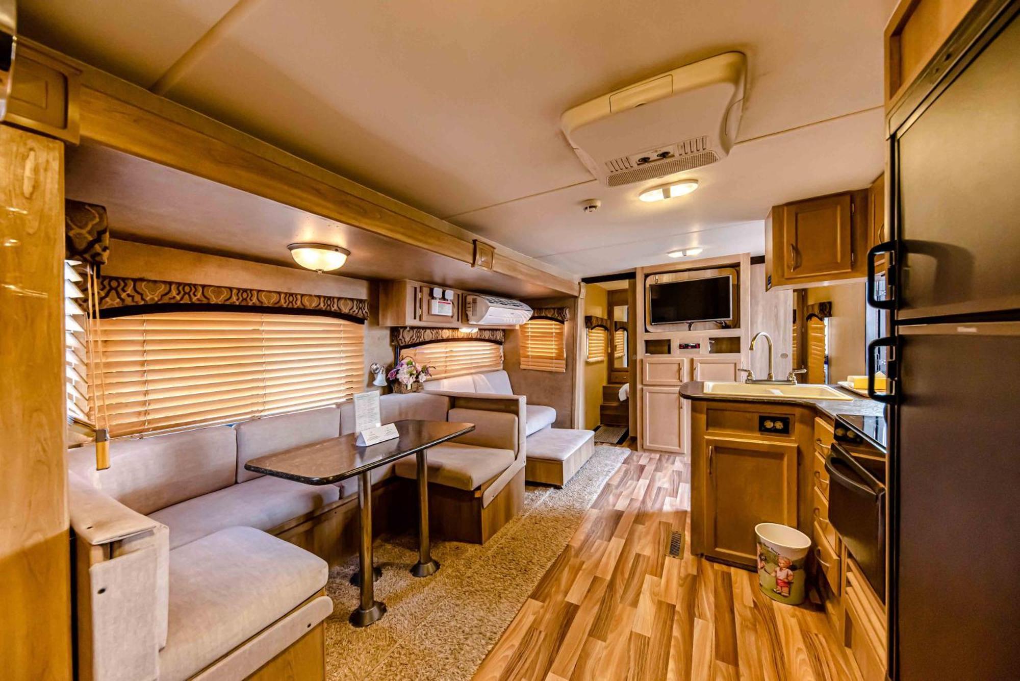 Dyne Resort Чеджу Екстериор снимка