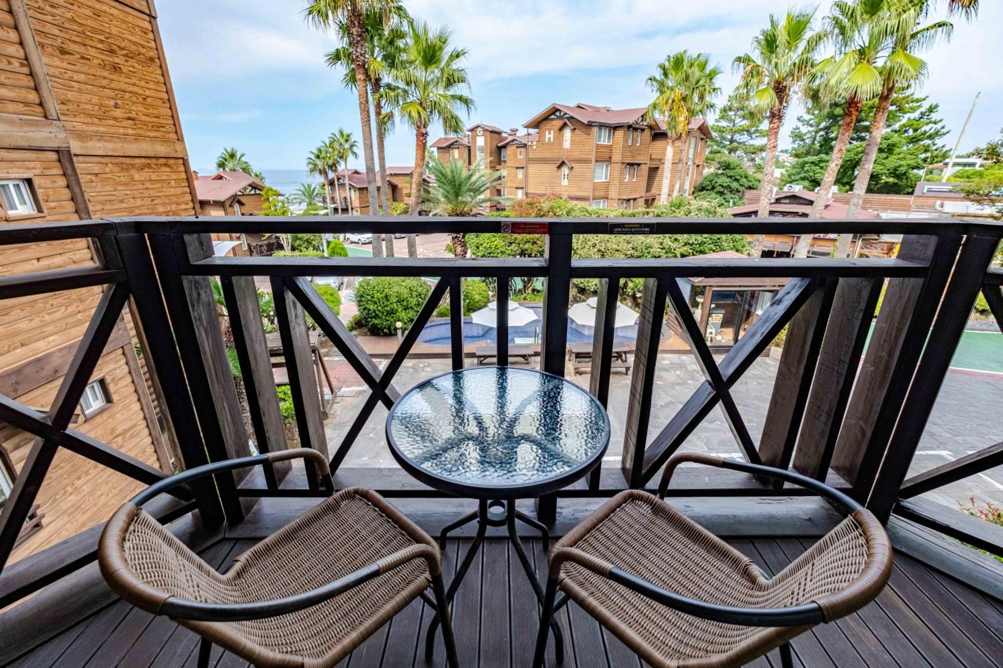 Dyne Resort Чеджу Екстериор снимка